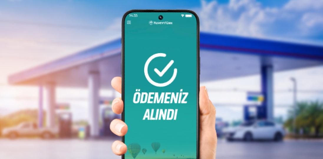akaryakıt istasyonunda ödemeniz alındı yazan bir telefon ekranı