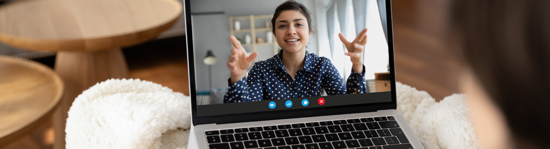 Engelleri Aşmak: İşitme Engellilerle İletişimi Güçlendiren Çözümler