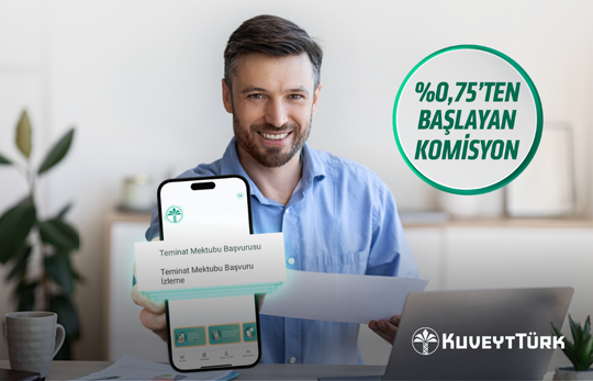 elindeki telefondan kuveyt türk mobil uygulamada teminat mektubu başvurusu ekranını gösteren kişi