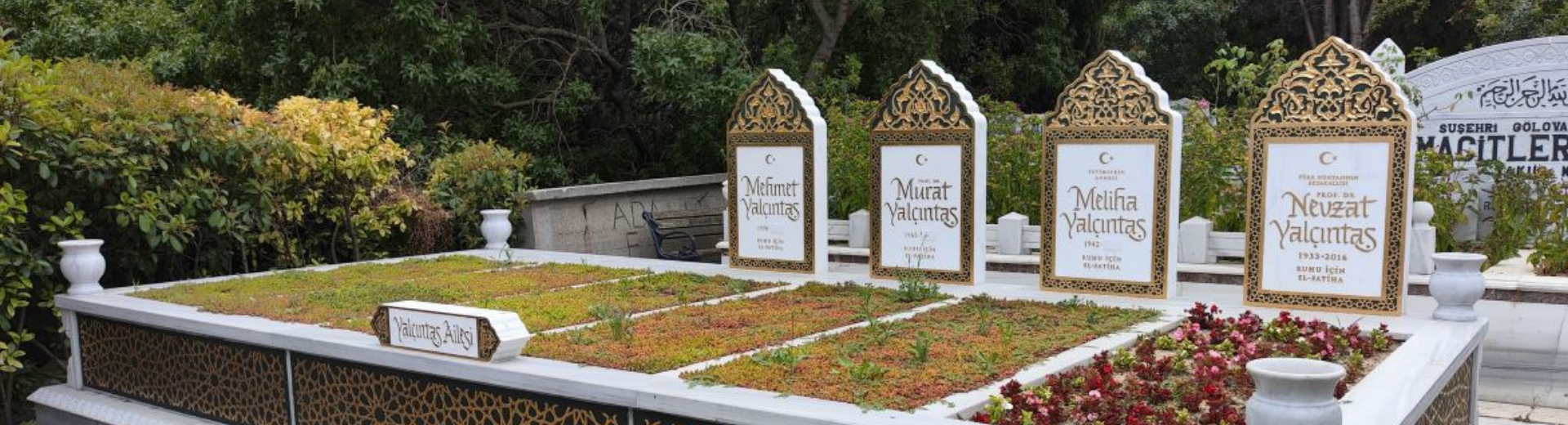 Topkapı’da Mezar Kitâbesi Güzelleri…