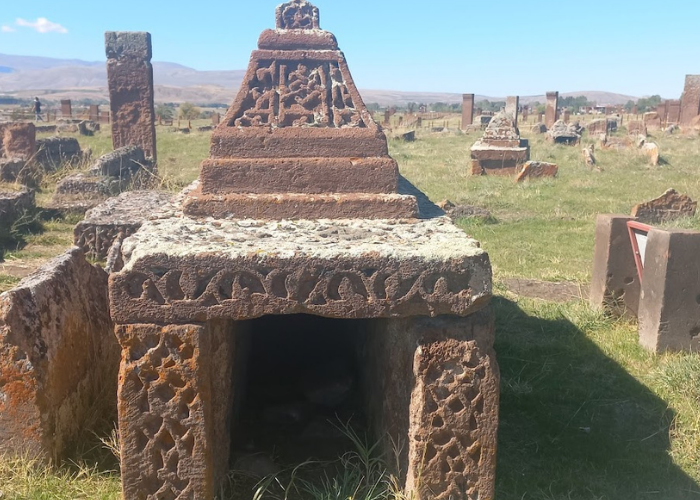 Tarihimizin Nabzı Ahlat