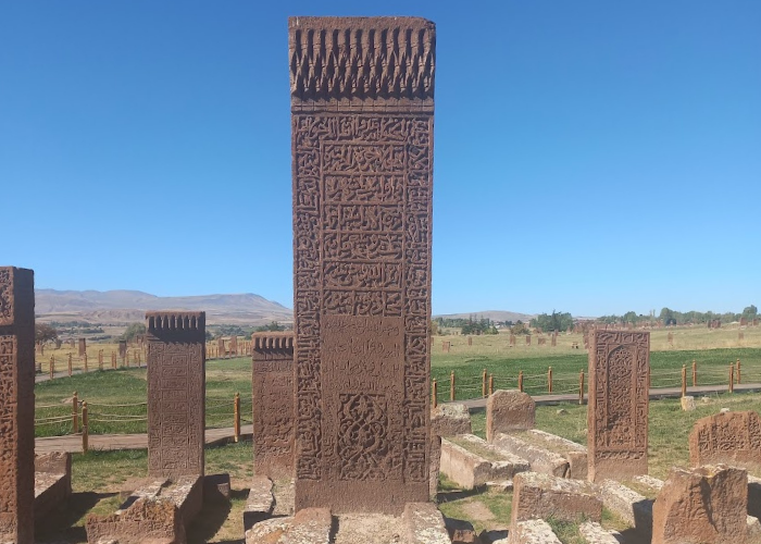 Tarihimizin Nabzı Ahlat