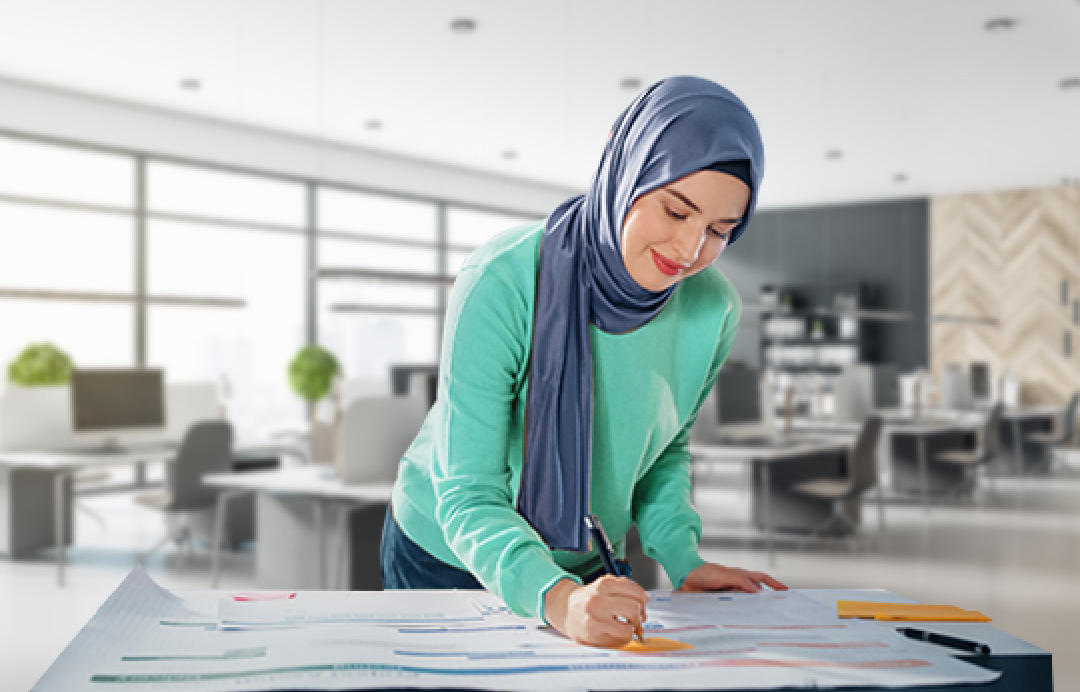 proje üstünde çalışan profesyonel
