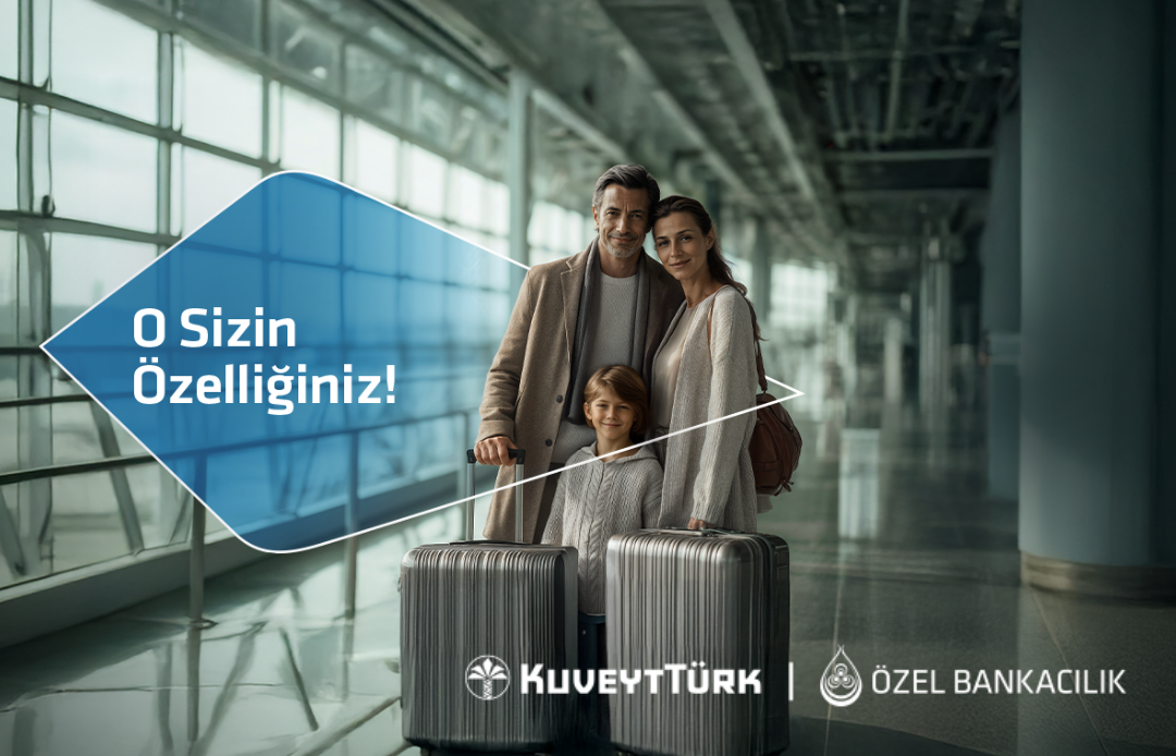 Havalimanında valizleriyle bekleyen aileyle özel bankacılık ayrıcalıkları 
