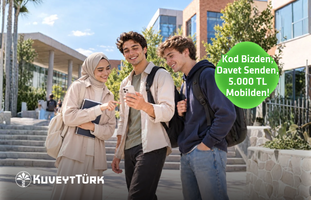 mobilden arkadaşını davet eden öğrenciler