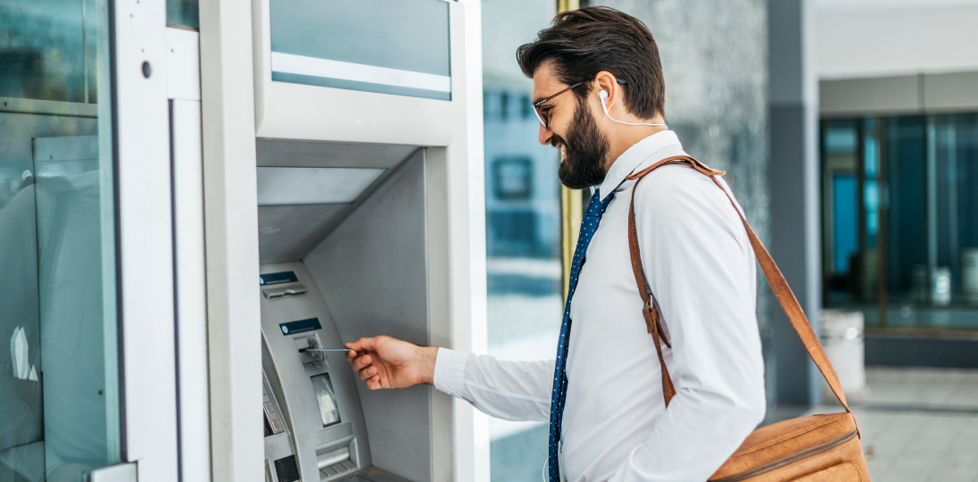 a male customer who makes transactions in İşlematik