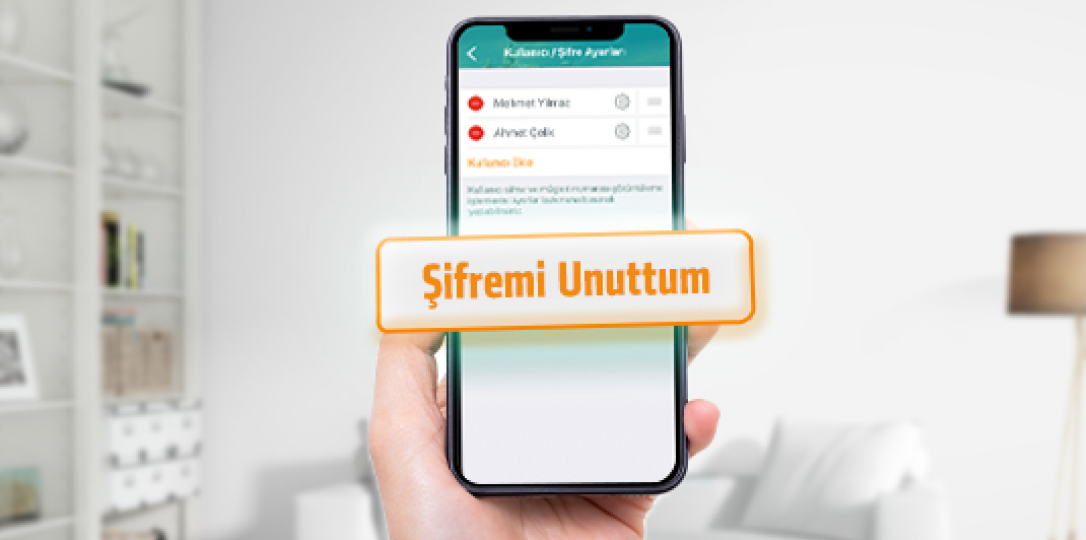 mobil uygulamamda şifremi unuttum ekranı açık telefonu tutan el